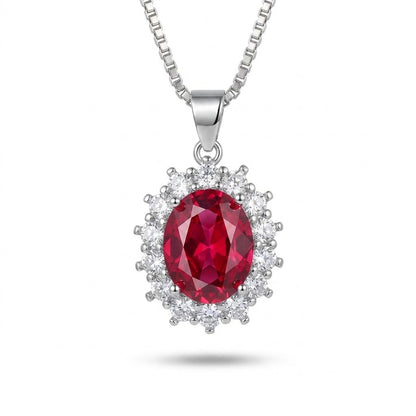 Minimalist Four-Leaf Clover Zirconia Necklace