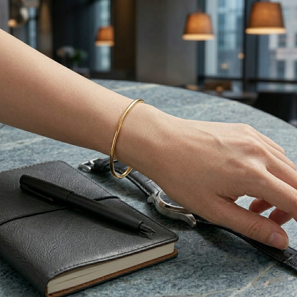 Minimalist Geometric Line Bangle