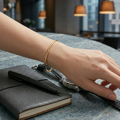 Minimalist Geometric Line Bangle